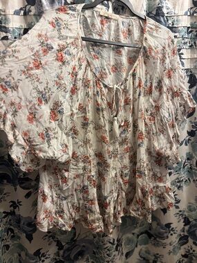 Rewind Brand 2X Floral Peasant Blouse in Cream with Coral Accents